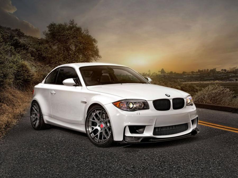  BMW 1M GTS-V Coupe by Vorsteiner 2012 года  (фото 8 из 14)